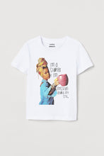 Load image into Gallery viewer, Bell Tyrone T-shirt
